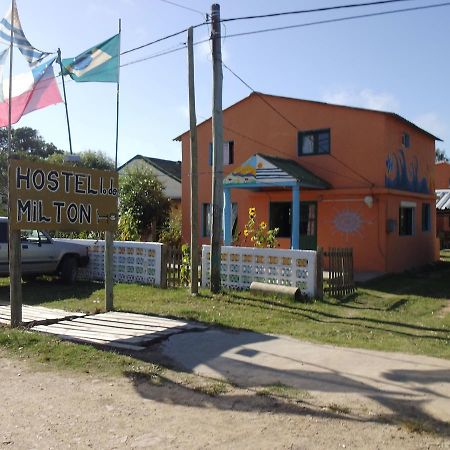 Hostel Lo De Milton Barra de Valizas Exterior photo